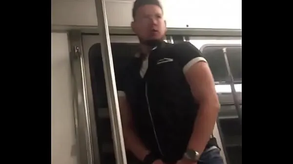 Sveži Sucking Huge Cock In The Subway moji filmi