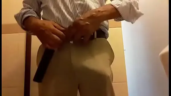 Friss Mature man shows me his cock filmjeim