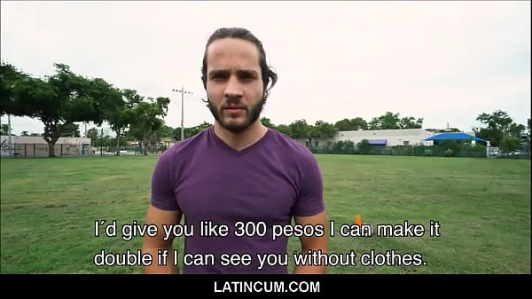 สดAmateur Gay Guy Making Sex Documentary Pays Straight Latino Football Player For Fucking Outdoors POVภาพยนตร์ของฉัน
