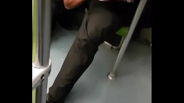 Yeni He sucks him on the subway until he comes and throws themFilmlerim