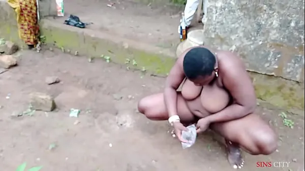 Frisk African Gift washed her pussy thoroughly before fucking the kings son outdoor mine filmer