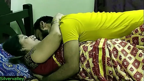 Sveži Indian xxx sexy Milf aunty secret sex with son in law!! Real Homemade sex moji filmi